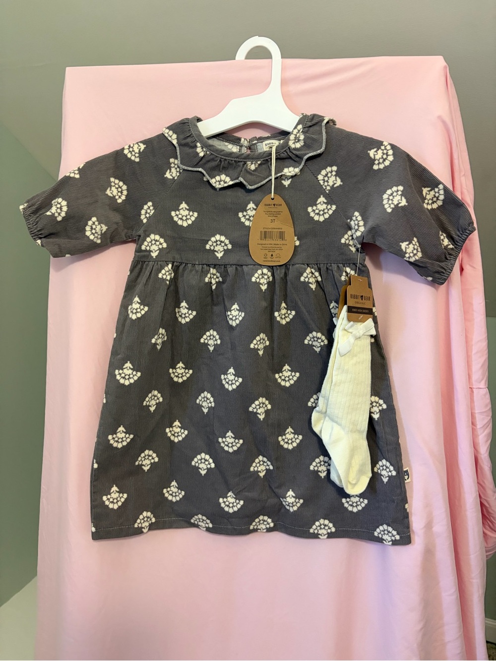 NWT Rabbit & Bear Organic Gray Dress with White Fall Print size 3T